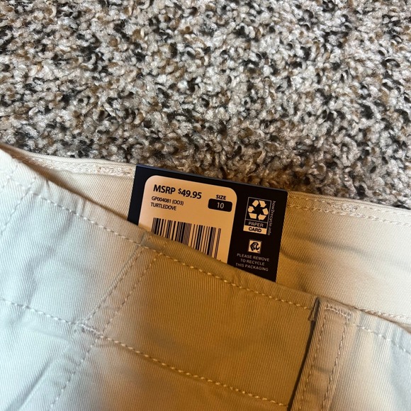 GAP Khaki Shorts Womenswear Casual Everyday Shorts Size 10 - Picture 3 of 8
